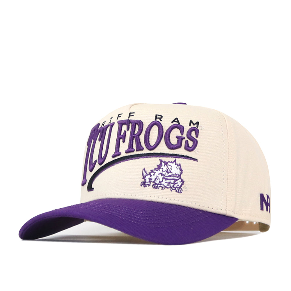 The No Rivals TCU Horned Frogs Stride Hat is a white and purple snapback cap featuring “TCU FROGS” and a horned frog logo expertly embroidered on the front. This officially licensed hat offers high-quality detailing, making it the perfect accessory for any dedicated fan.