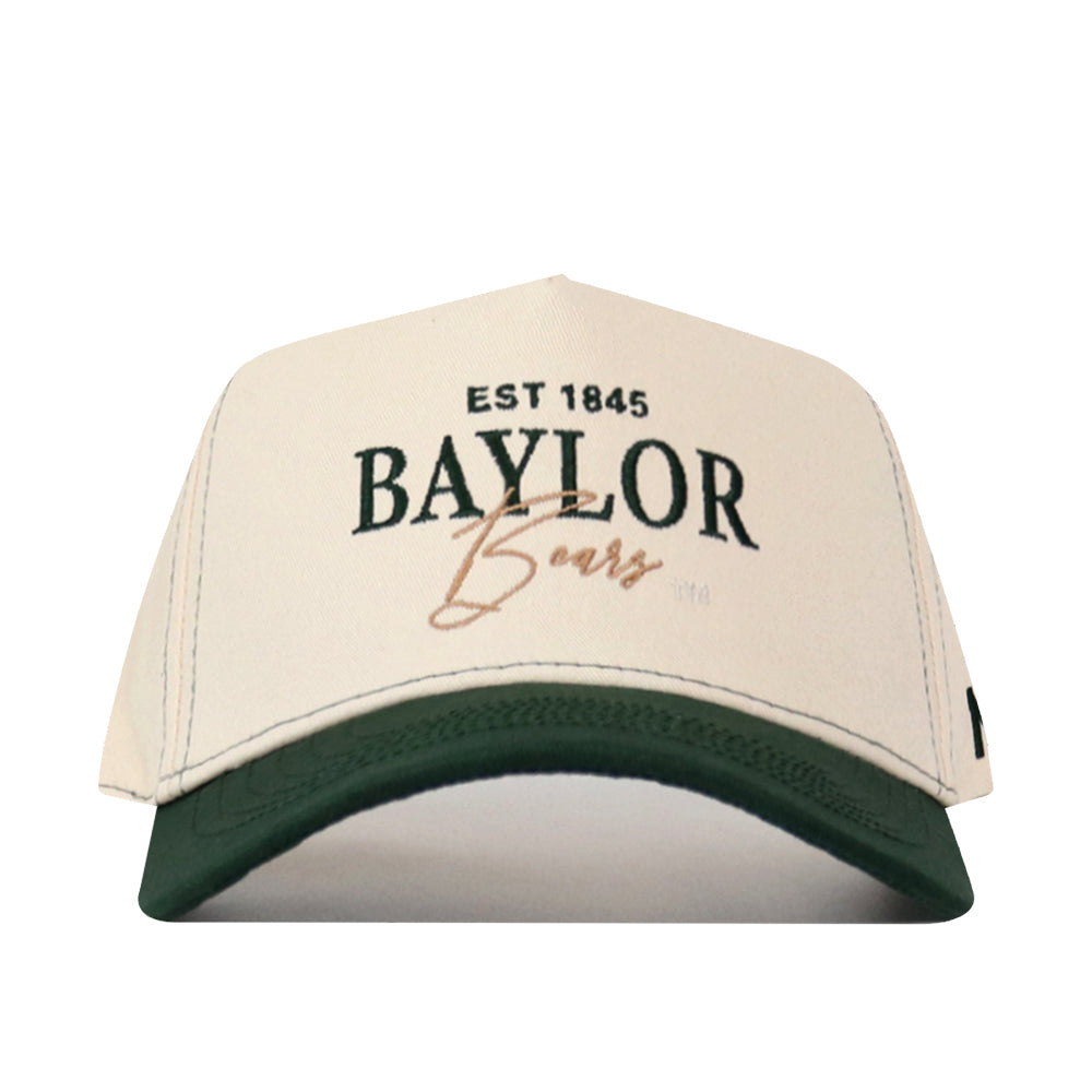 Introducing the No Rivals Baylor Bears Vintage Hat—a stylish white and green snapback featuring “EST 1845 BAYLOR Bears” in bold black and gold lettering on the front. Crafted from high-quality cotton, this hat provides a comfortable, one-size-fits-all fit.