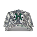 The Hawaii Outland Hat by No Rivals is a structured-fit snapback baseball cap in camouflage, featuring a bold green H with white and black trim— the University of Hawaii logo— prominently displayed on the front.