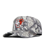 Show your team spirit on gameday with the No Rivals Bowling Green State Falcons Outland Hat. This snapback cap features a camouflage pattern, an orange embroidered falcon logo, and the letters “B G” on the front, plus “MP” detailing on the side for added style.